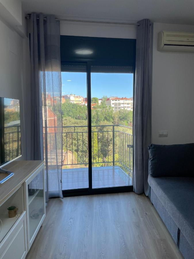 Acogedor Apartamento Vallparadis Con Parking Terrassa Eksteriør bilde