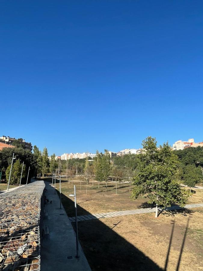 Acogedor Apartamento Vallparadis Con Parking Terrassa Eksteriør bilde